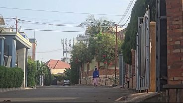 Ibu Arab Ngoceng Memek Di Luar Rumah Deket Jalanan
