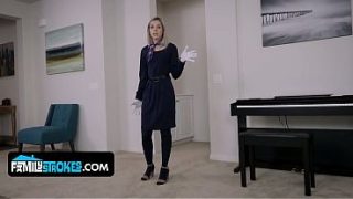 Blonde Montok Allie Nicole Ngerasain Kontol Bejibun Dari Adik Tiri Yang Horny