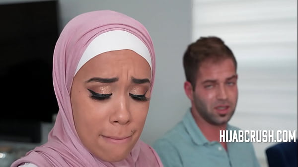 Bantuin Stepsis Arabku Biar Gak Kaku Lagi, Biar Makin Liar Di Ranjang | Hijabcrush