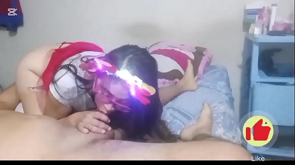 Malam Natal, Hijastra Kasih Servis Panas Buat Podrastro-nya.